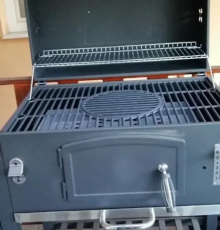 Apollo Vendeghaz Апартаменты Edeleny